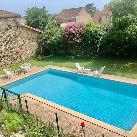 Apartment Wisteriamaubourguet